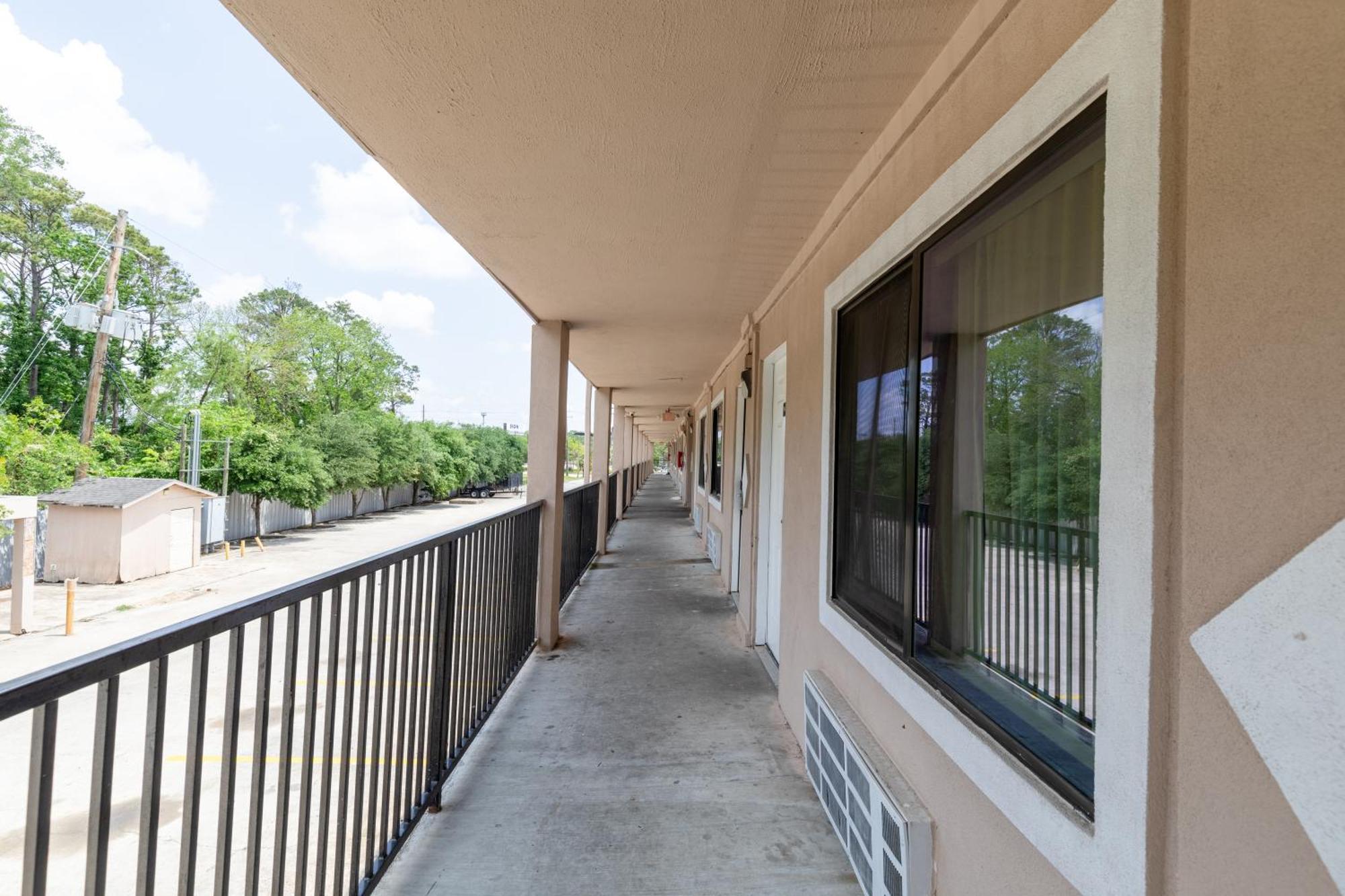 Travel Inn & Suites Humble Exterior foto